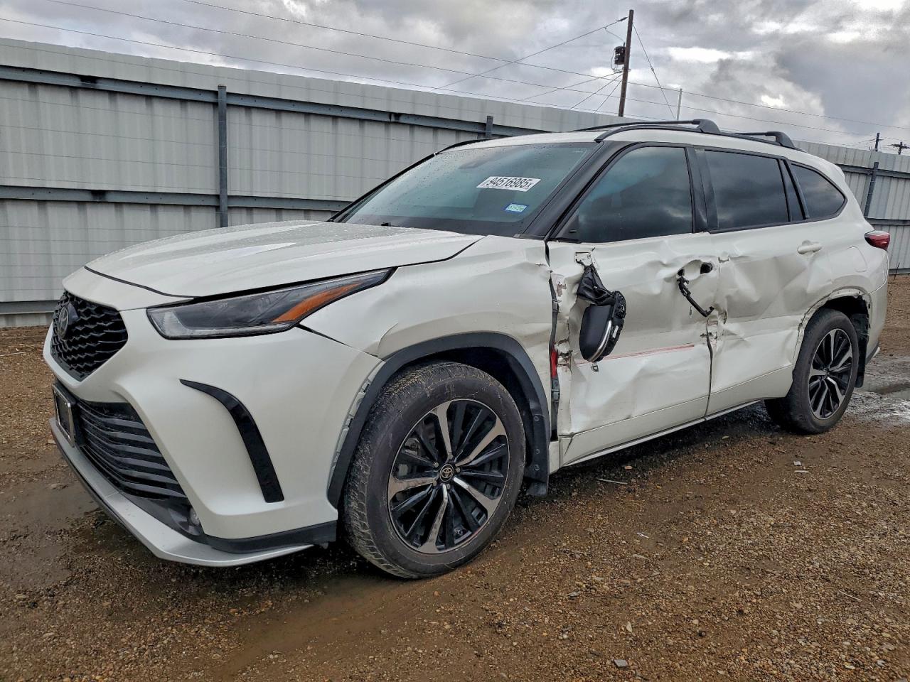 TOYOTA HIGHLANDER 2021
