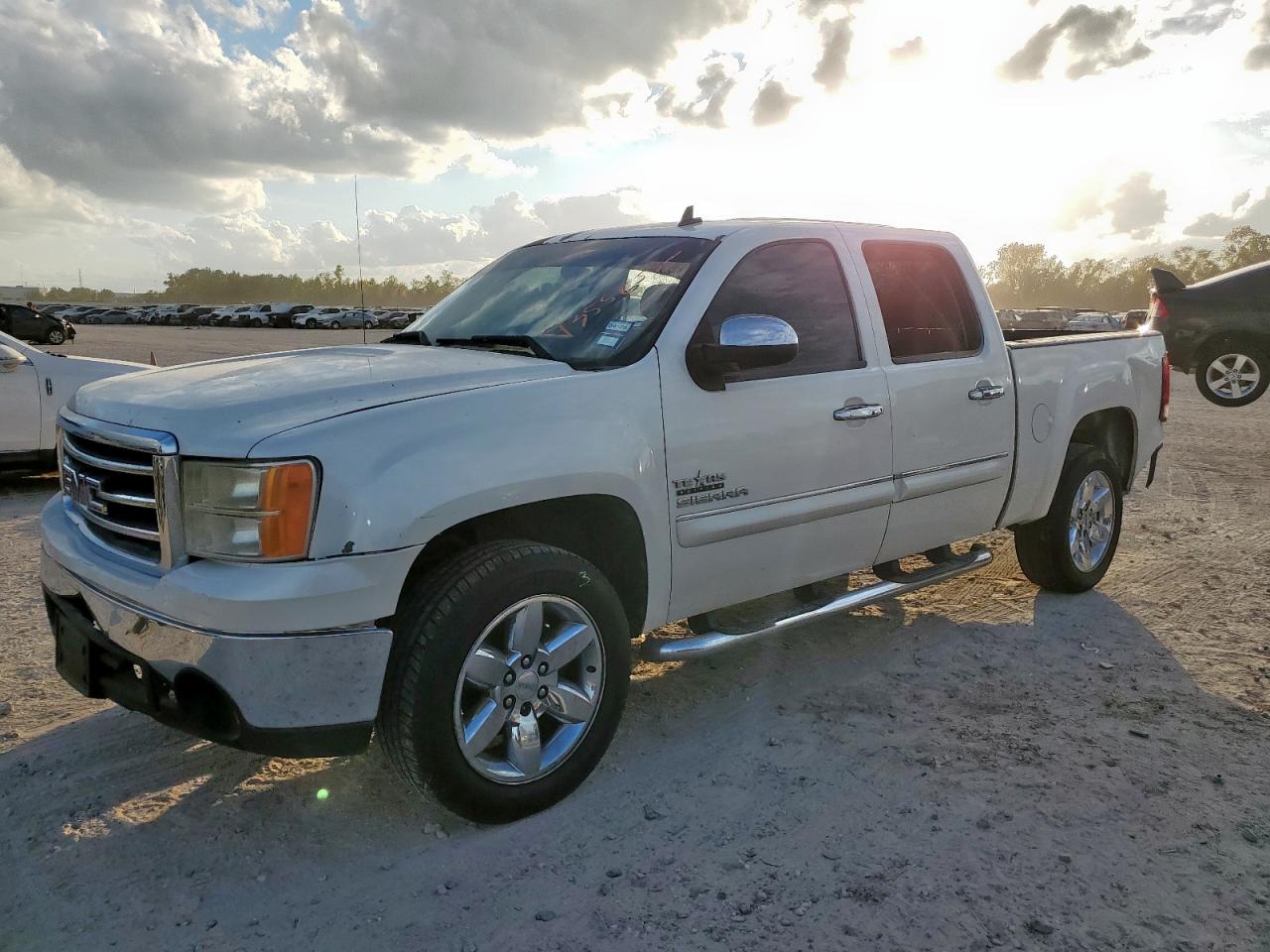 GMC SIERRA C15 2012