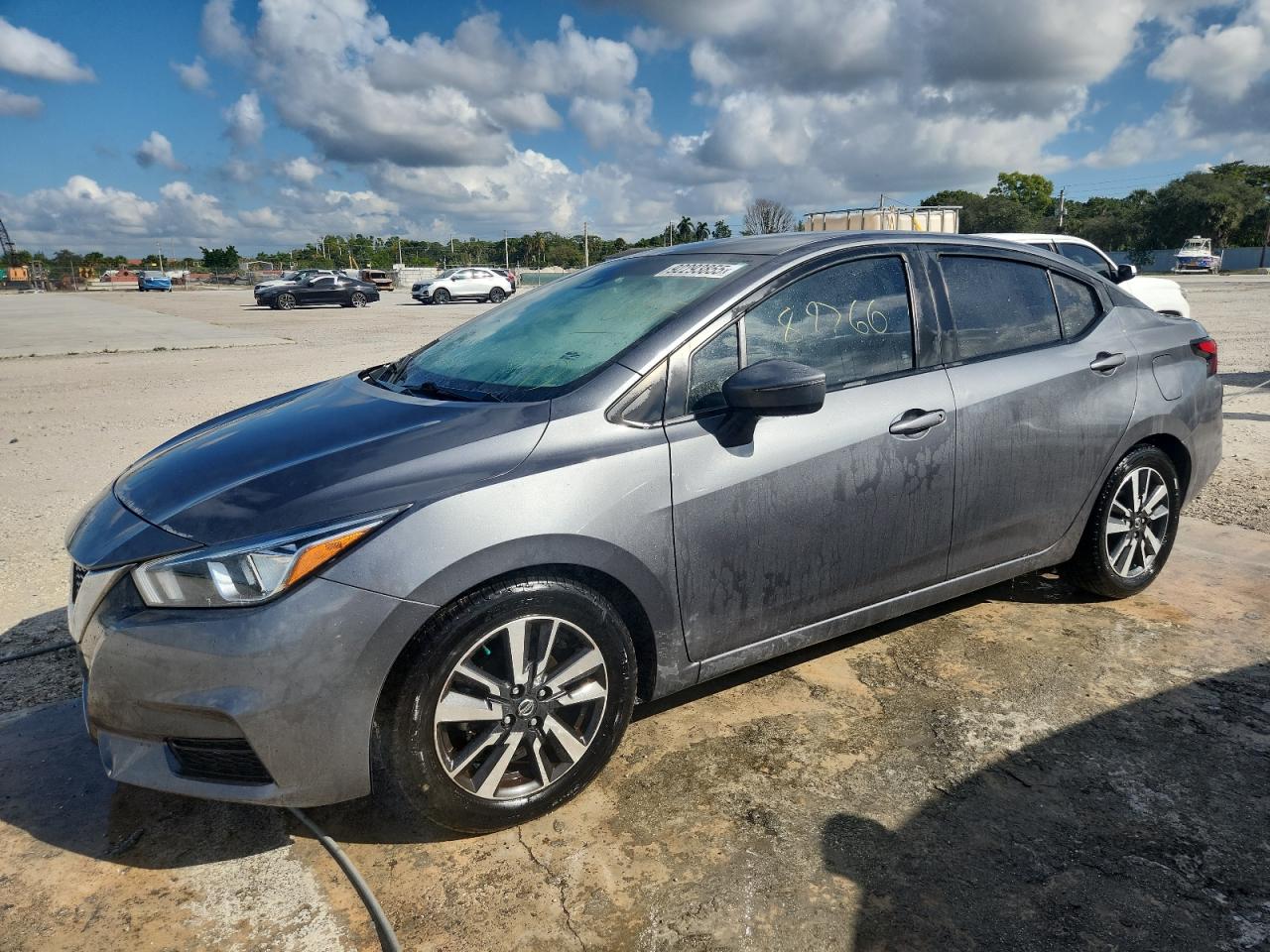 NISSAN VERSA SV 2021