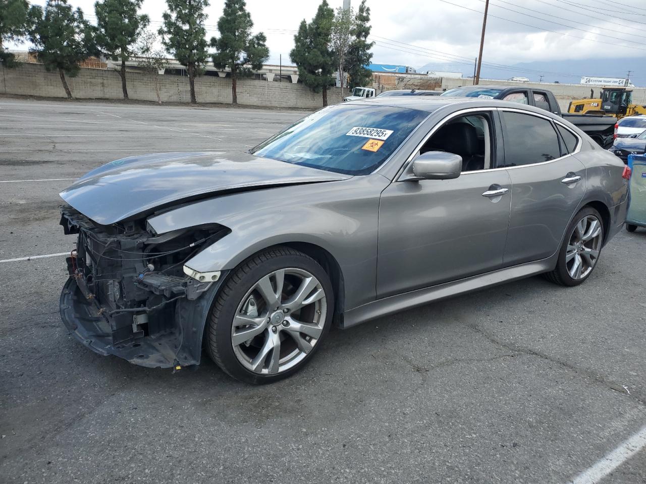 INFINITI M37 2011