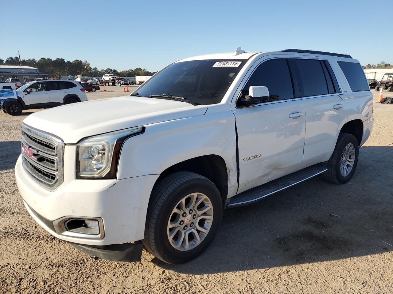 GMC YUKON SLT 2016