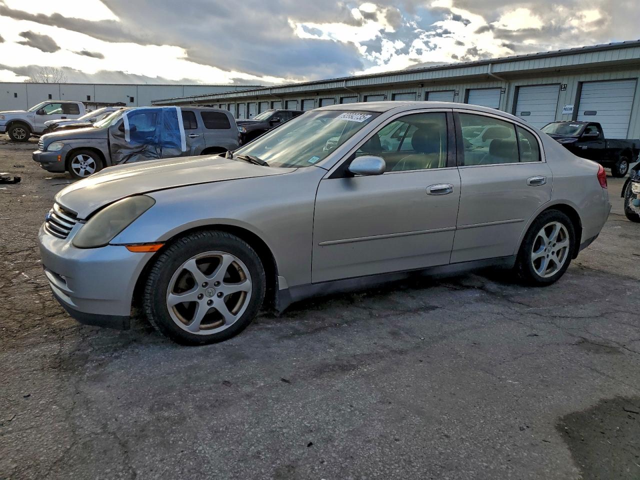 INFINITI G35 2004
