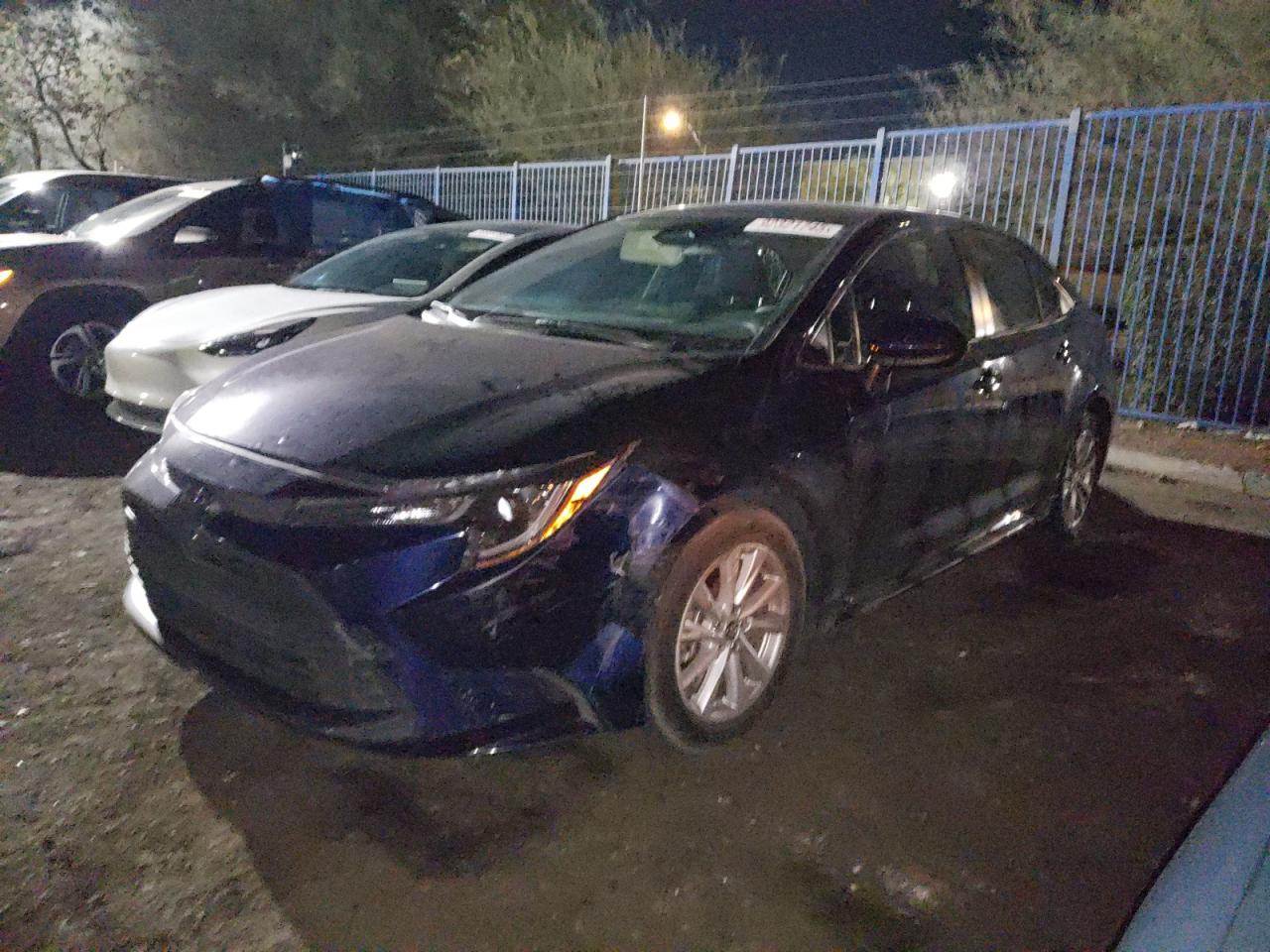 TOYOTA COROLLA LE 2024