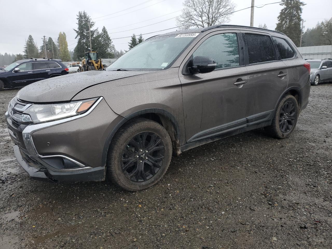 MITSUBISHI OUTLANDER 2018