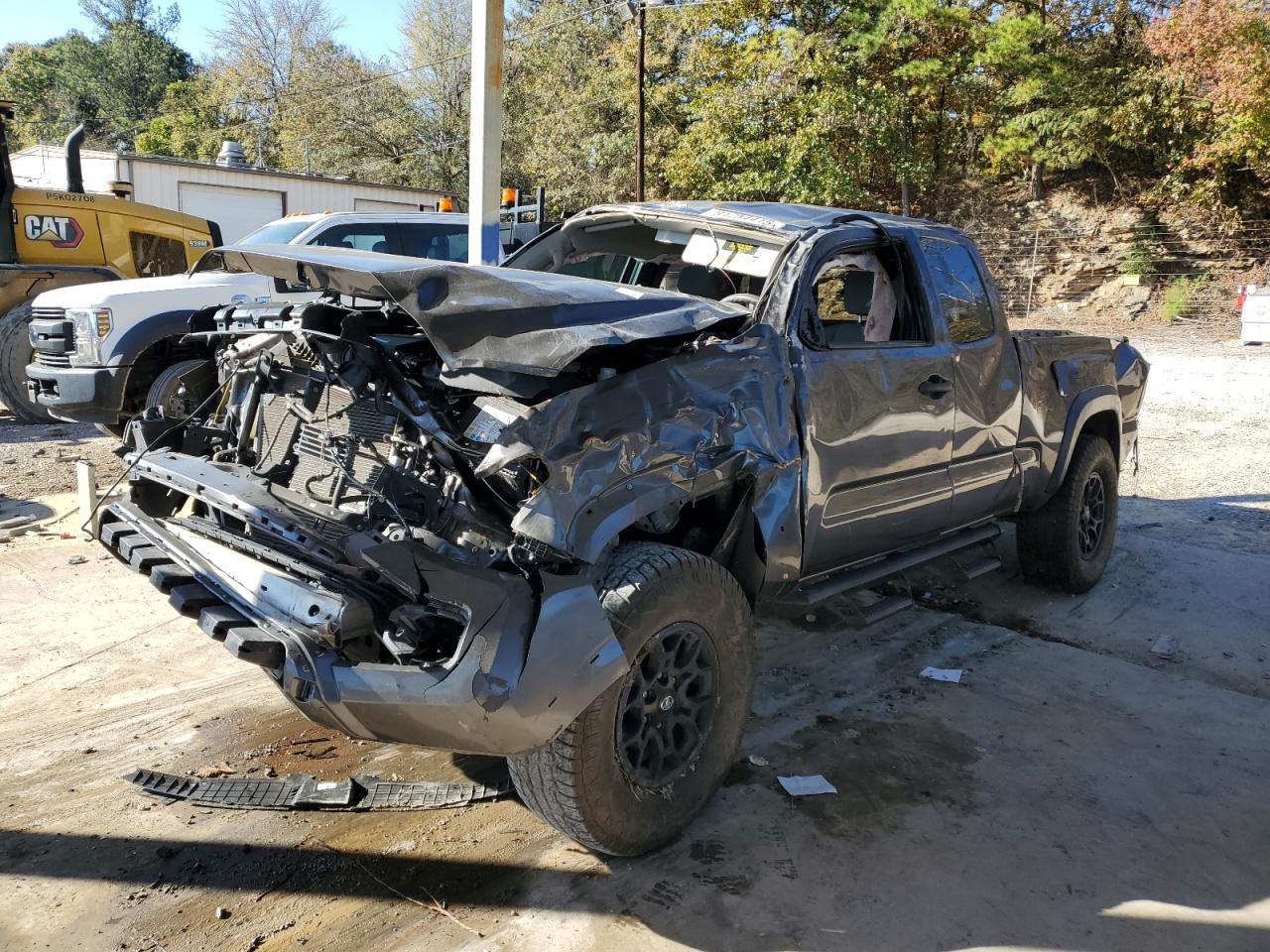 TOYOTA TACOMA ACC 2019