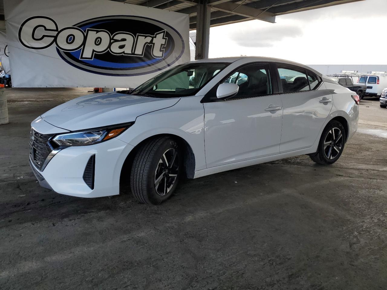NISSAN SENTRA SV 2024