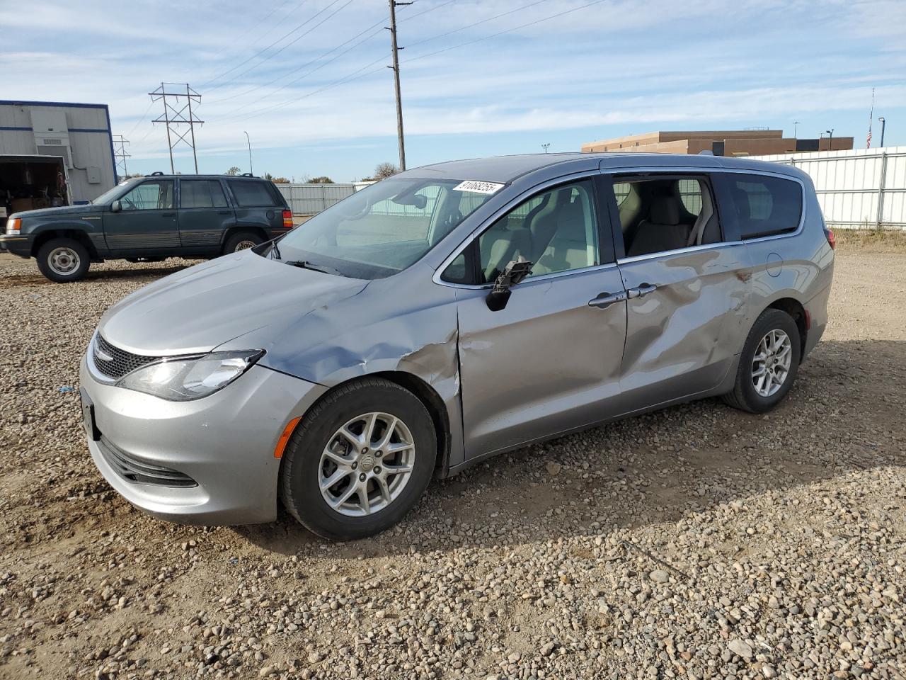 CHRYSLER PACIFICA L 2017