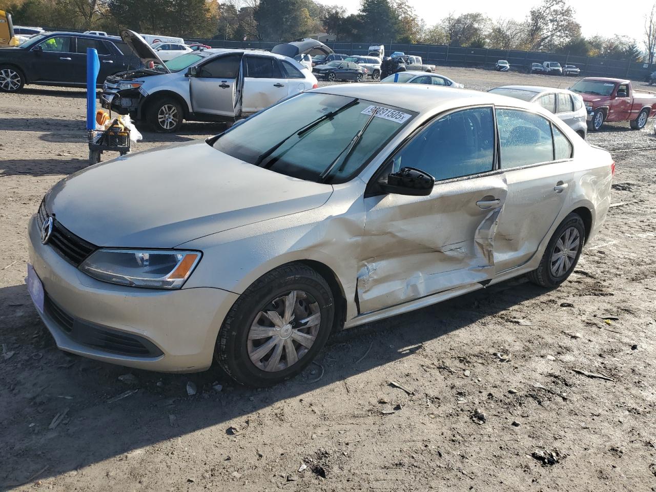 VOLKSWAGEN JETTA BASE 2013