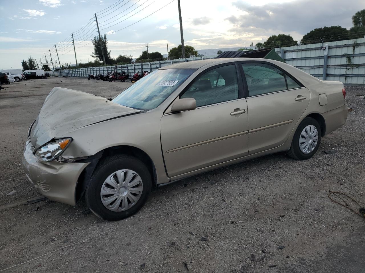 TOYOTA CAMRY LE 2006