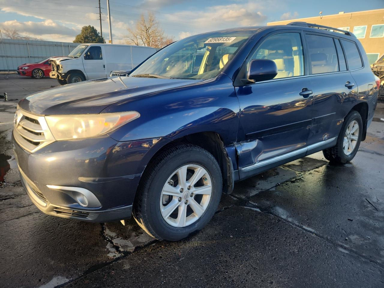 TOYOTA HIGHLANDER 2013