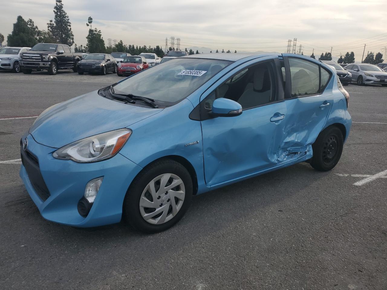 TOYOTA PRIUS C 2015