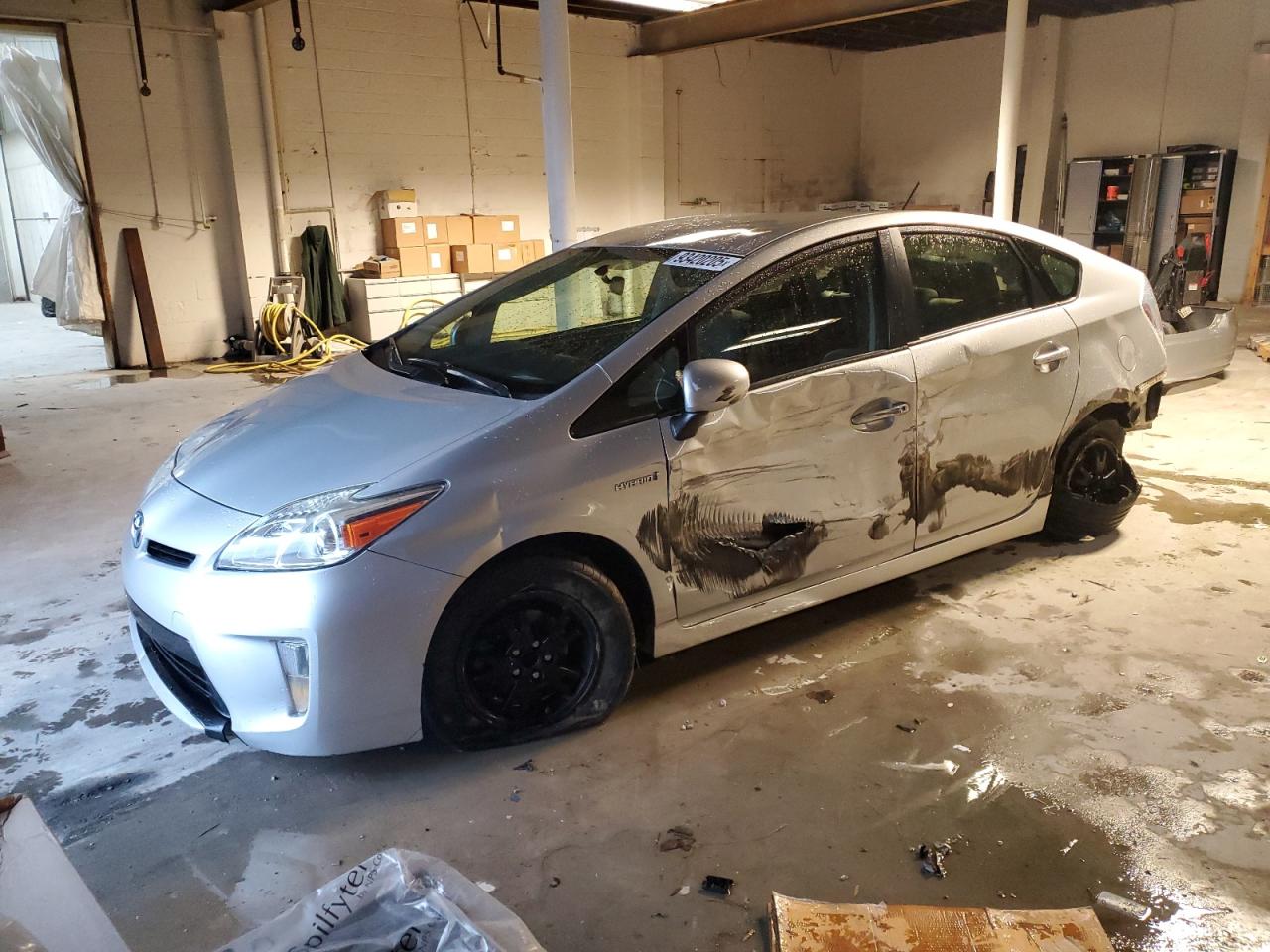 TOYOTA PRIUS 2015