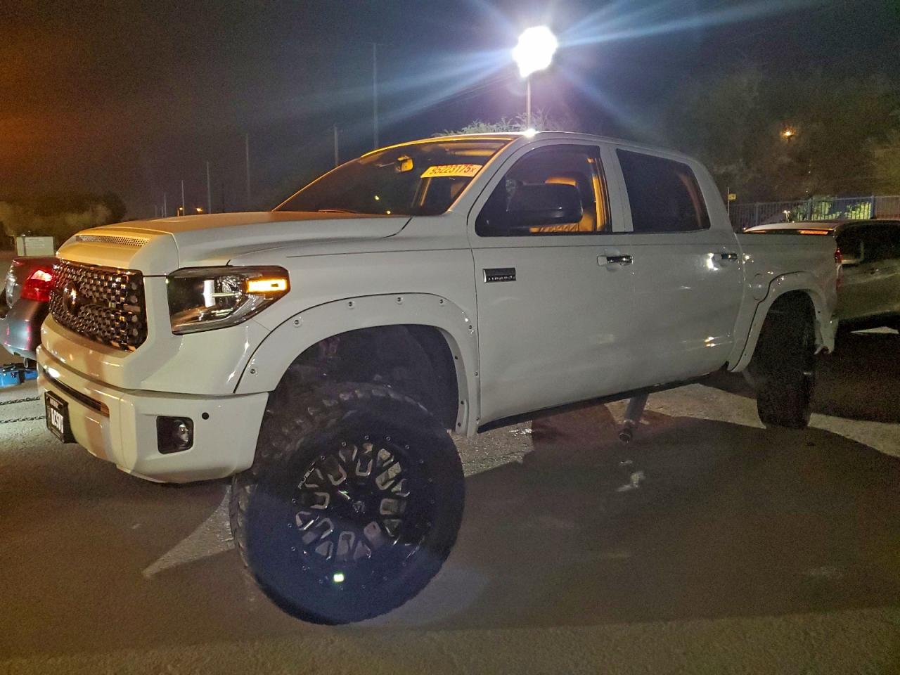 TOYOTA TUNDRA CRE 2020