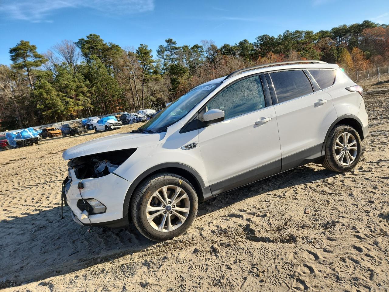 FORD ESCAPE SE 2018