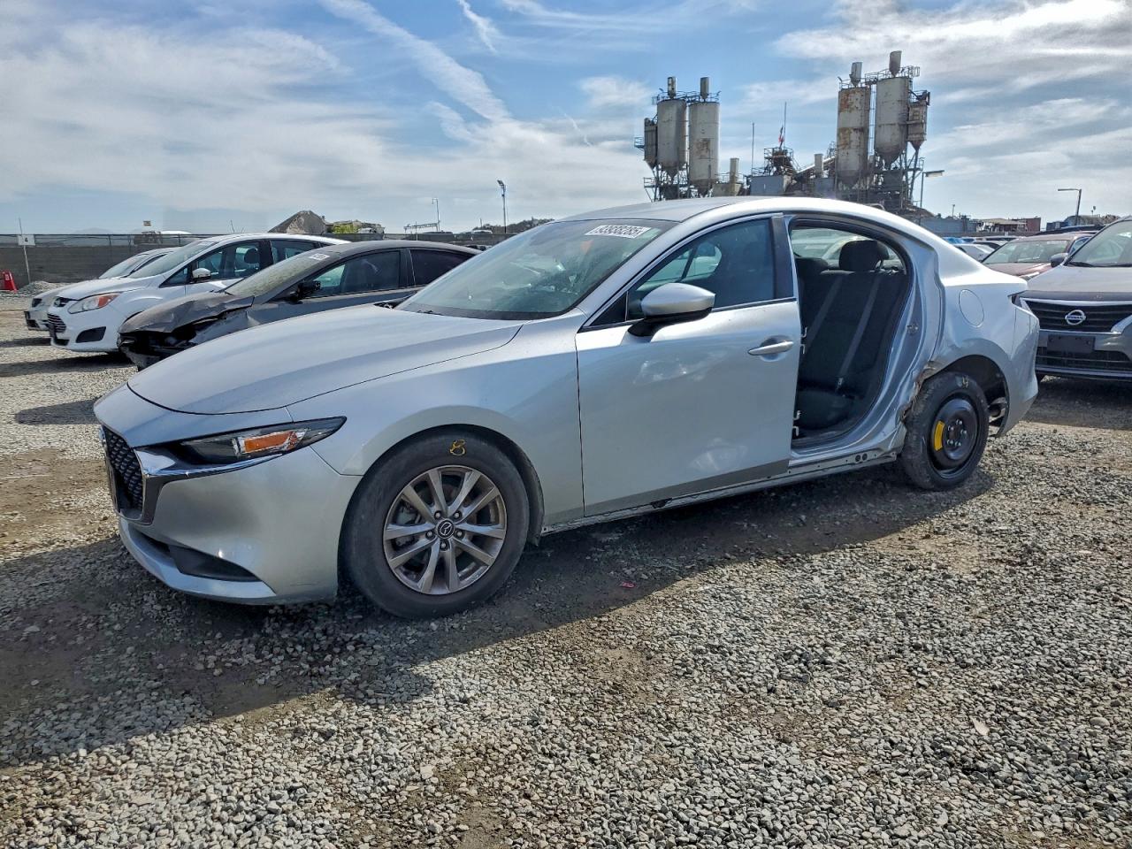MAZDA 3 2019