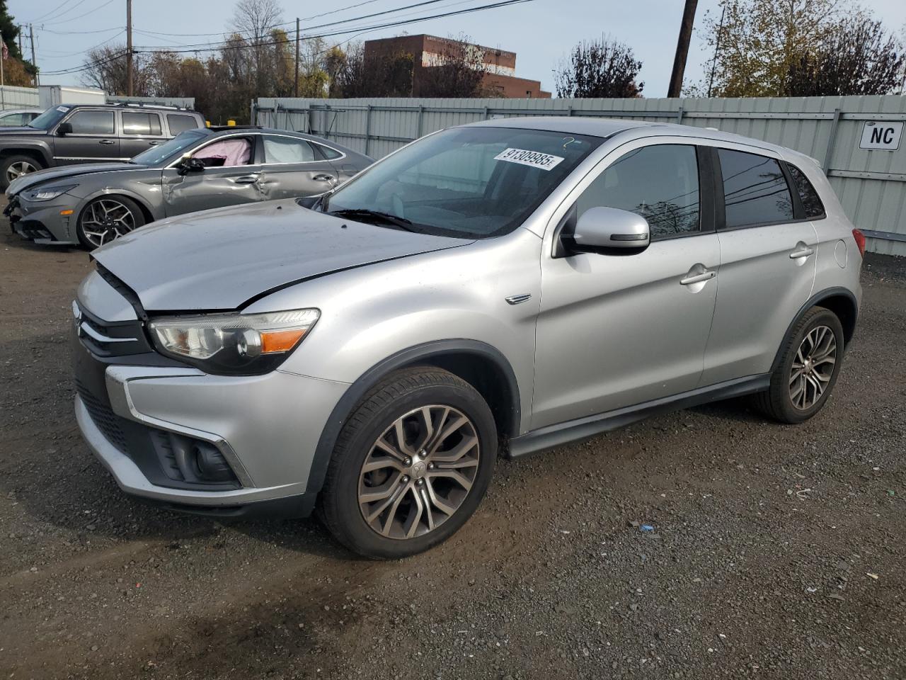 MITSUBISHI OUTLANDER 2018