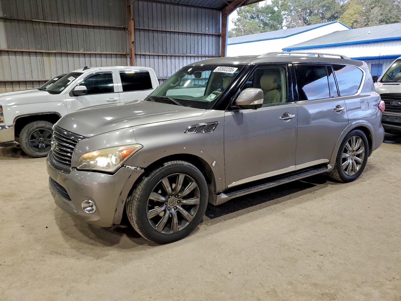 INFINITI QX56 2011