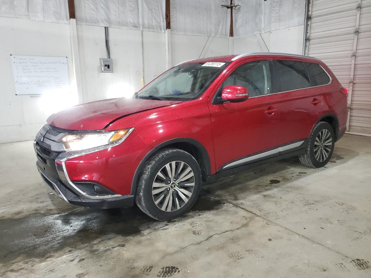 MITSUBISHI OUTLANDER 2020
