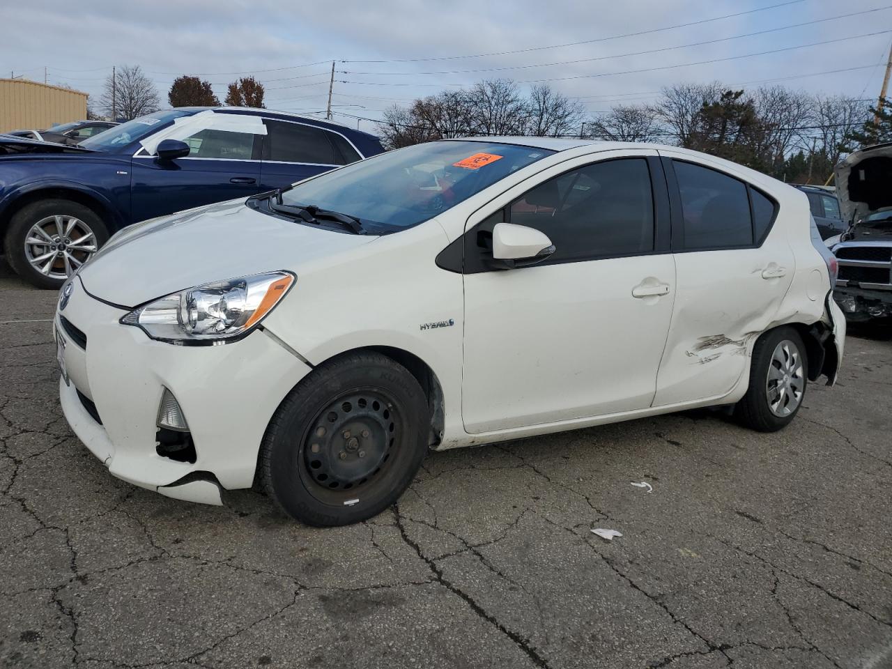 TOYOTA PRIUS C 2014