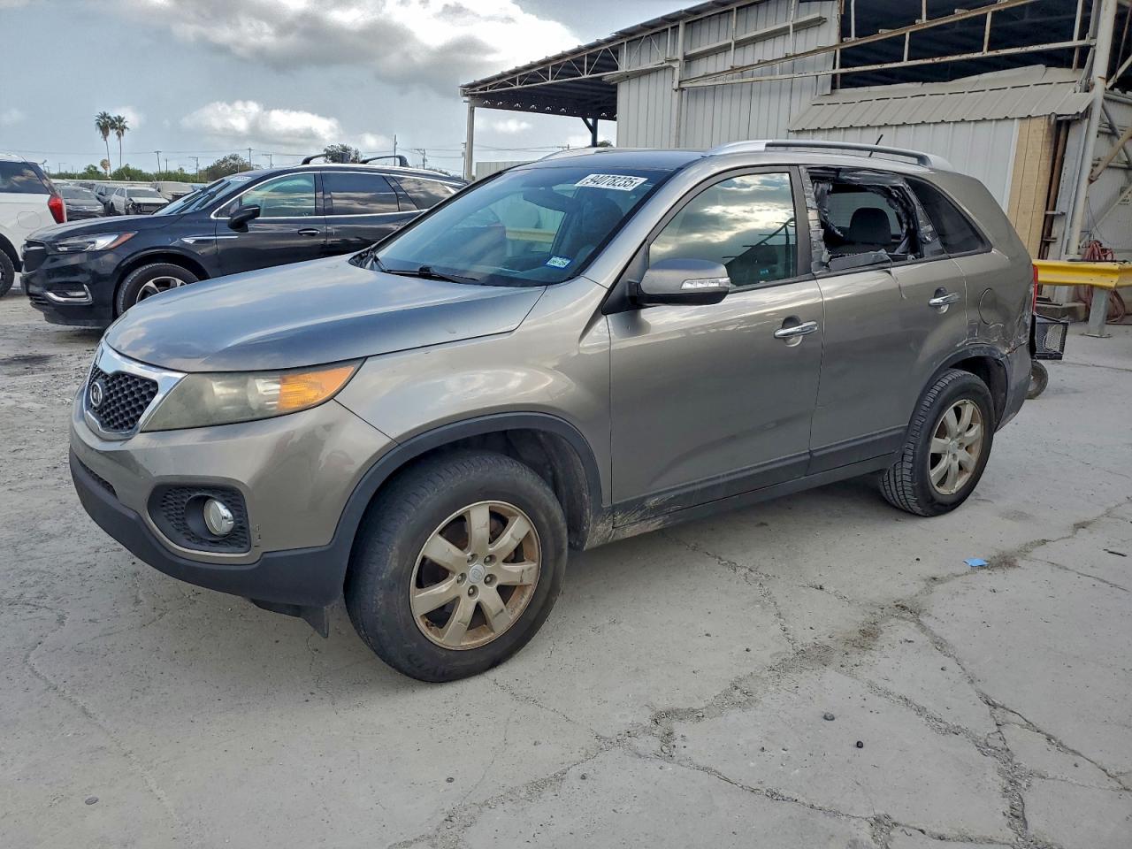 KIA SORENTO 2011