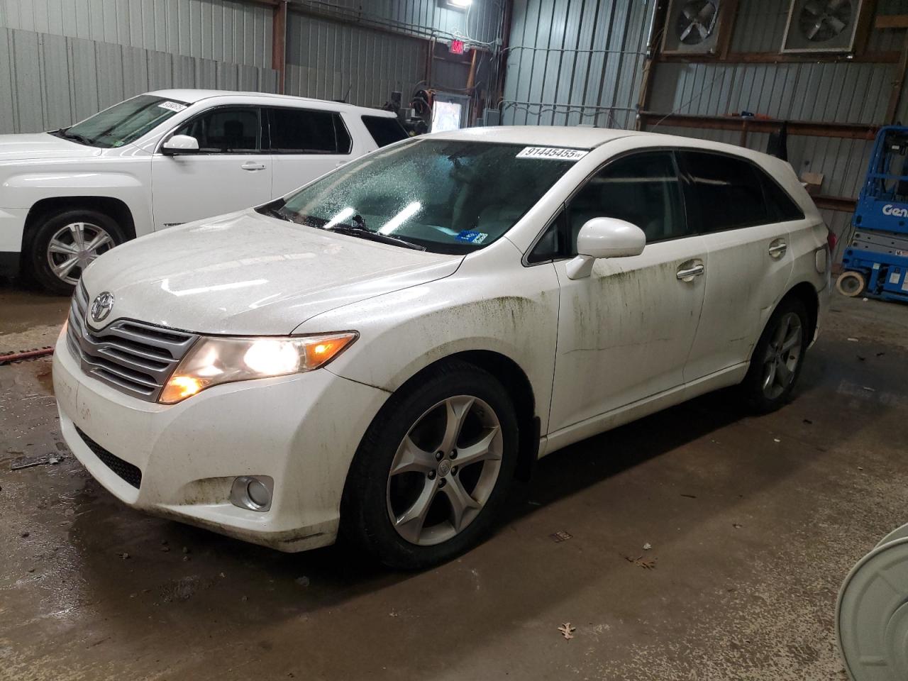TOYOTA VENZA LE 2012