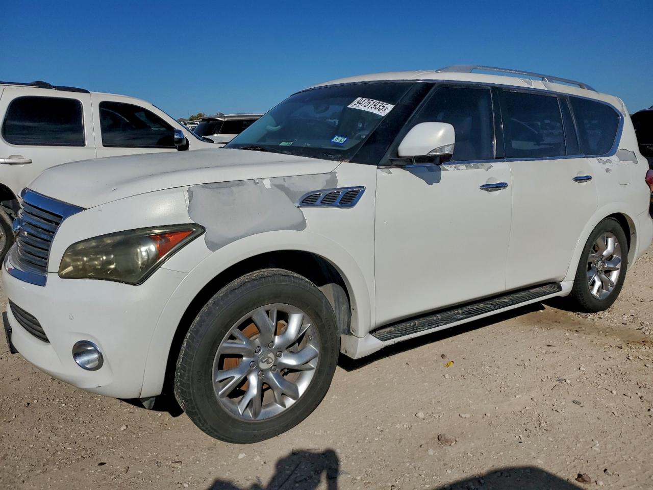 INFINITI QX56 2011