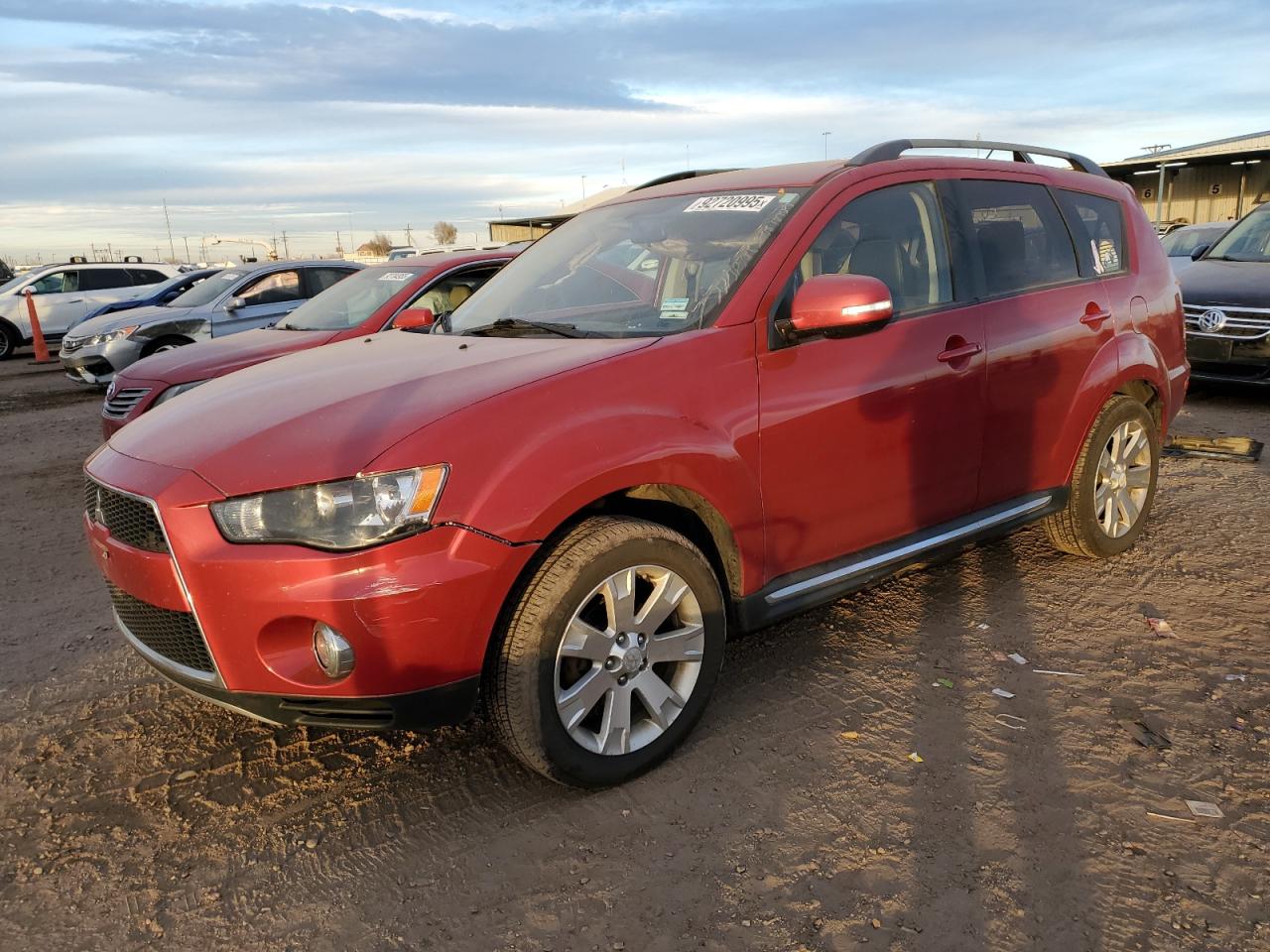 MITSUBISHI OUTLANDER 2013