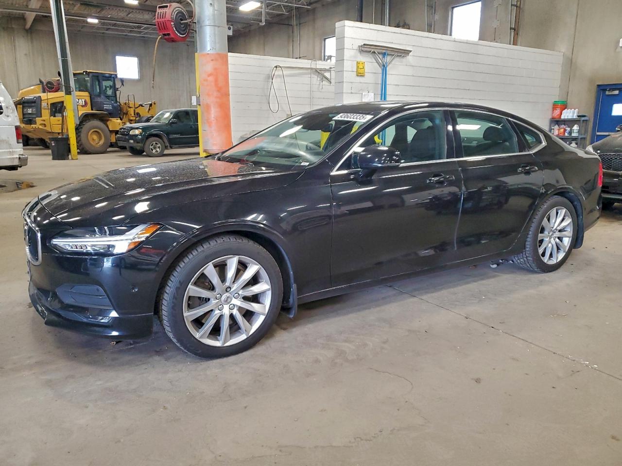 VOLVO S90 T6 MOM 2017
