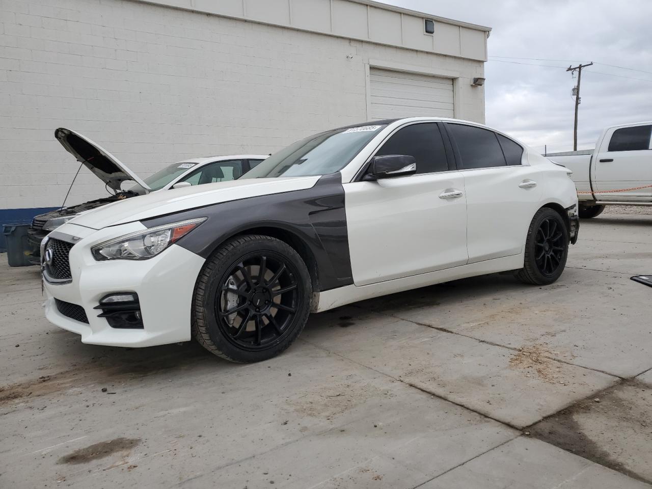INFINITI Q50 BASE 2014