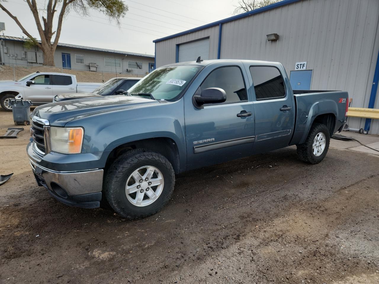 GMC SIERRA K15 2011