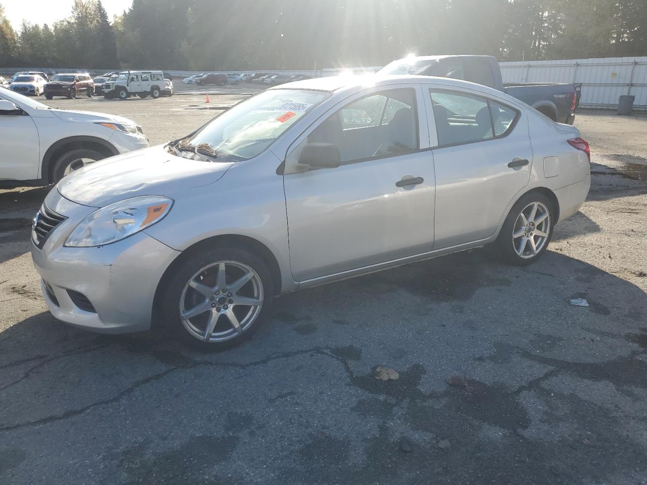 NISSAN VERSA S 2014