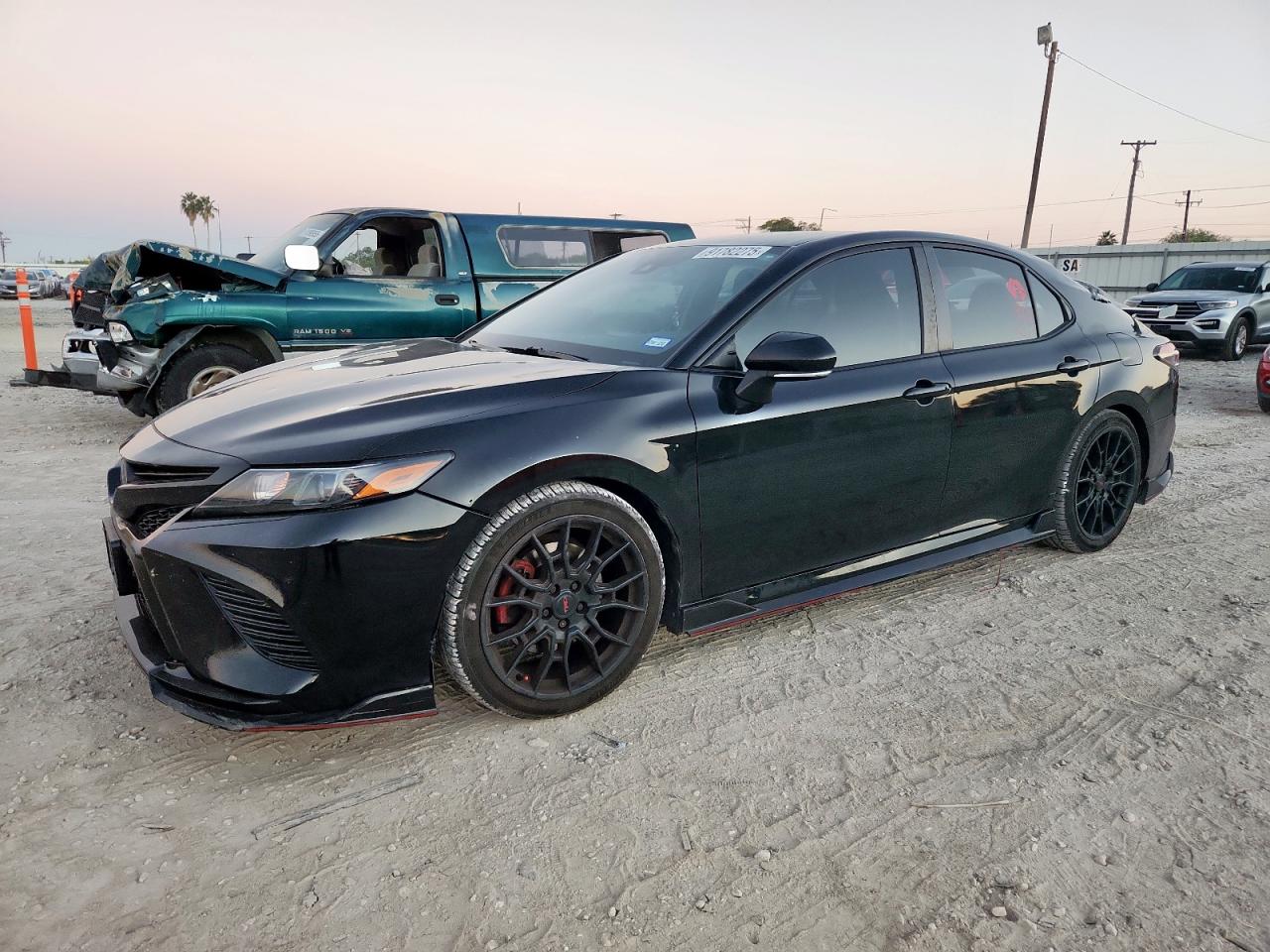 TOYOTA CAMRY TRD 2022