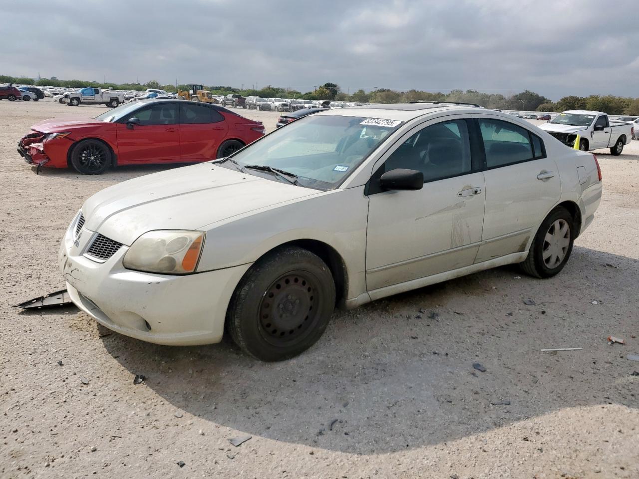 MITSUBISHI GALANT ES 2004