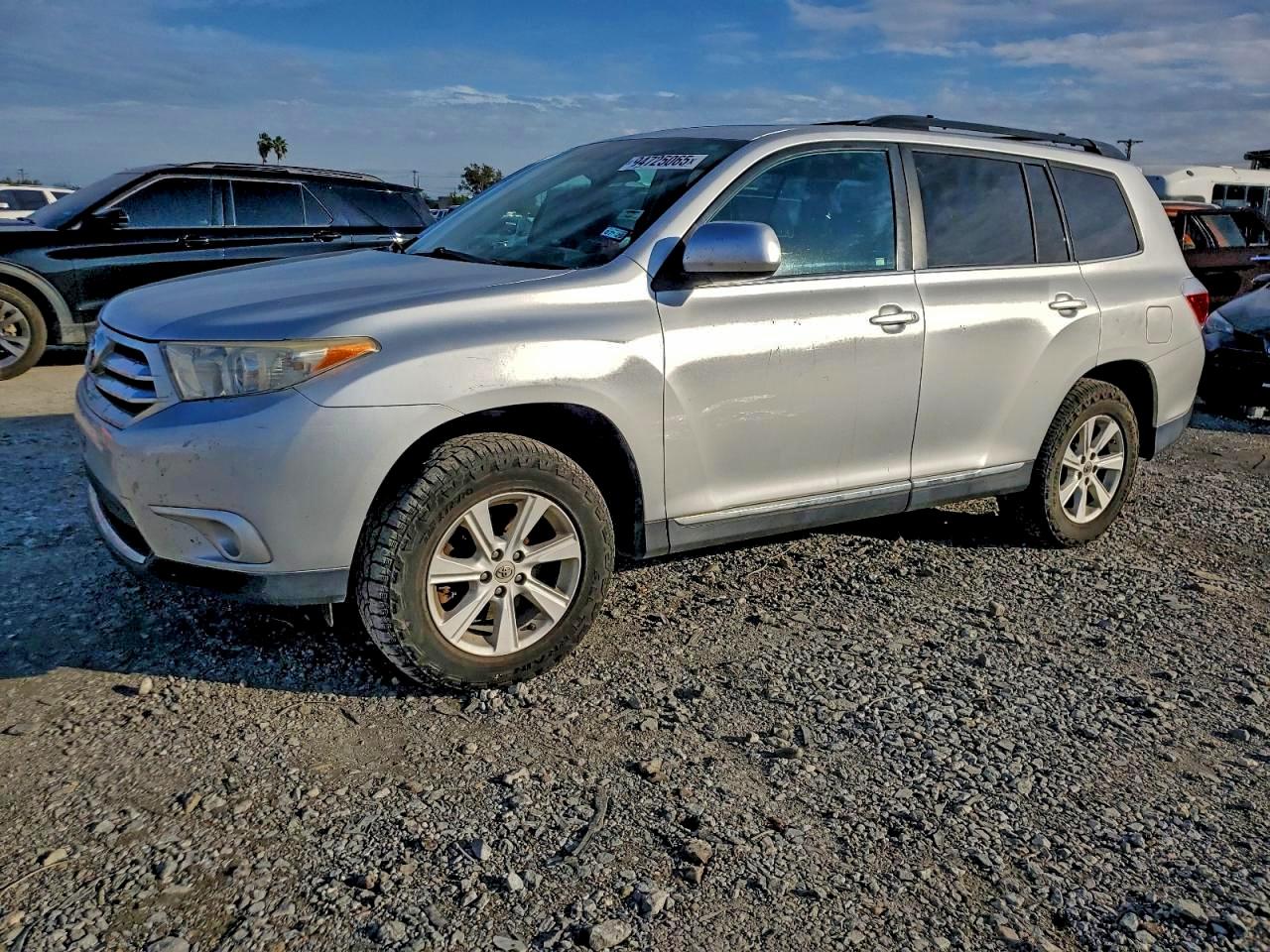 TOYOTA HIGHLANDER 2012