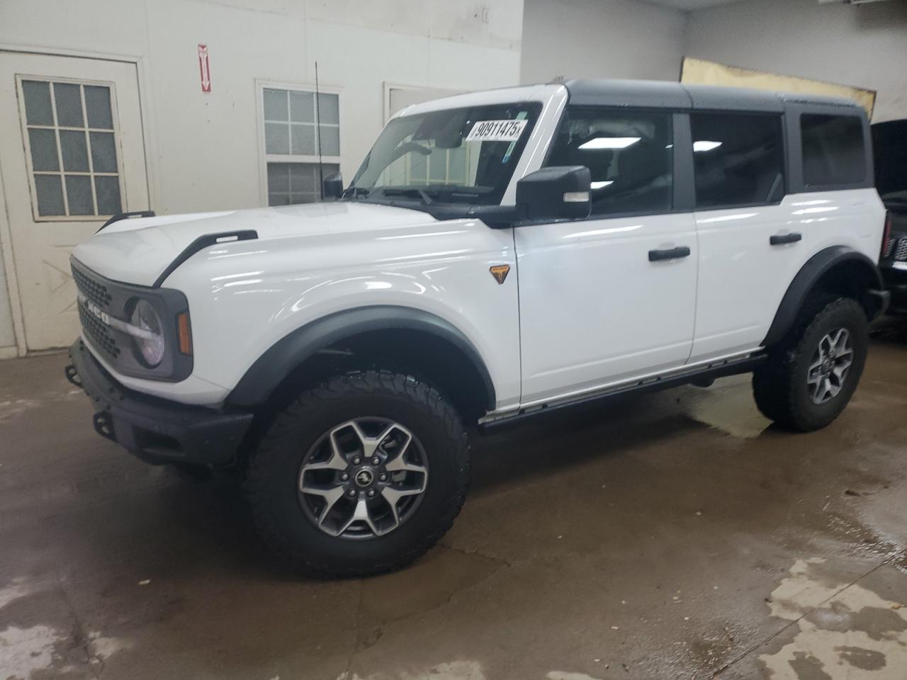 FORD BRONCO BAD 2024