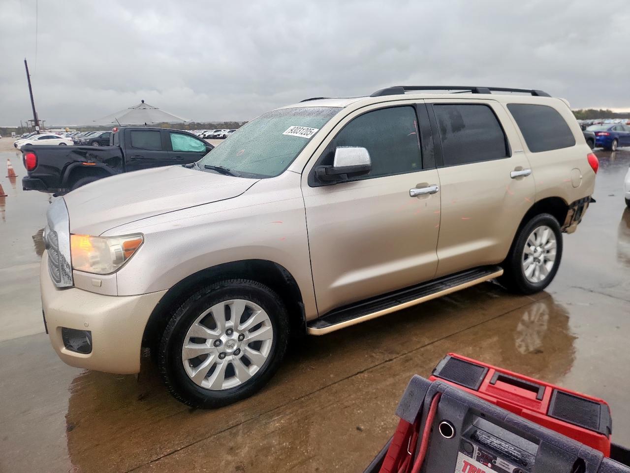 TOYOTA SEQUOIA PL 2010