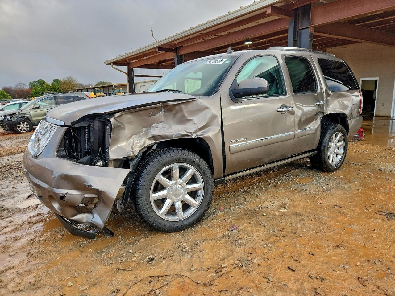 GMC YUKON DENA 2011