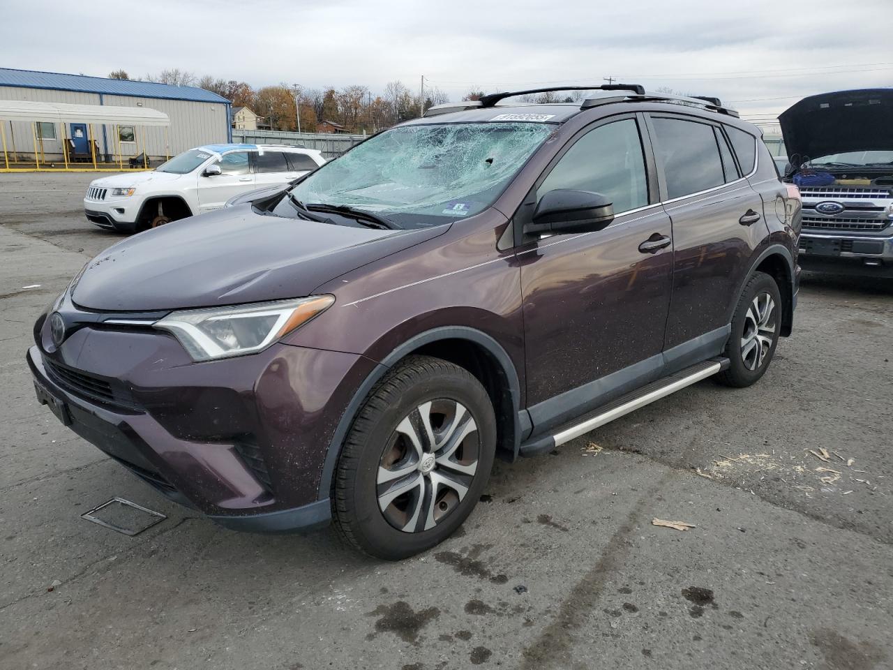 TOYOTA RAV4 LE 2017