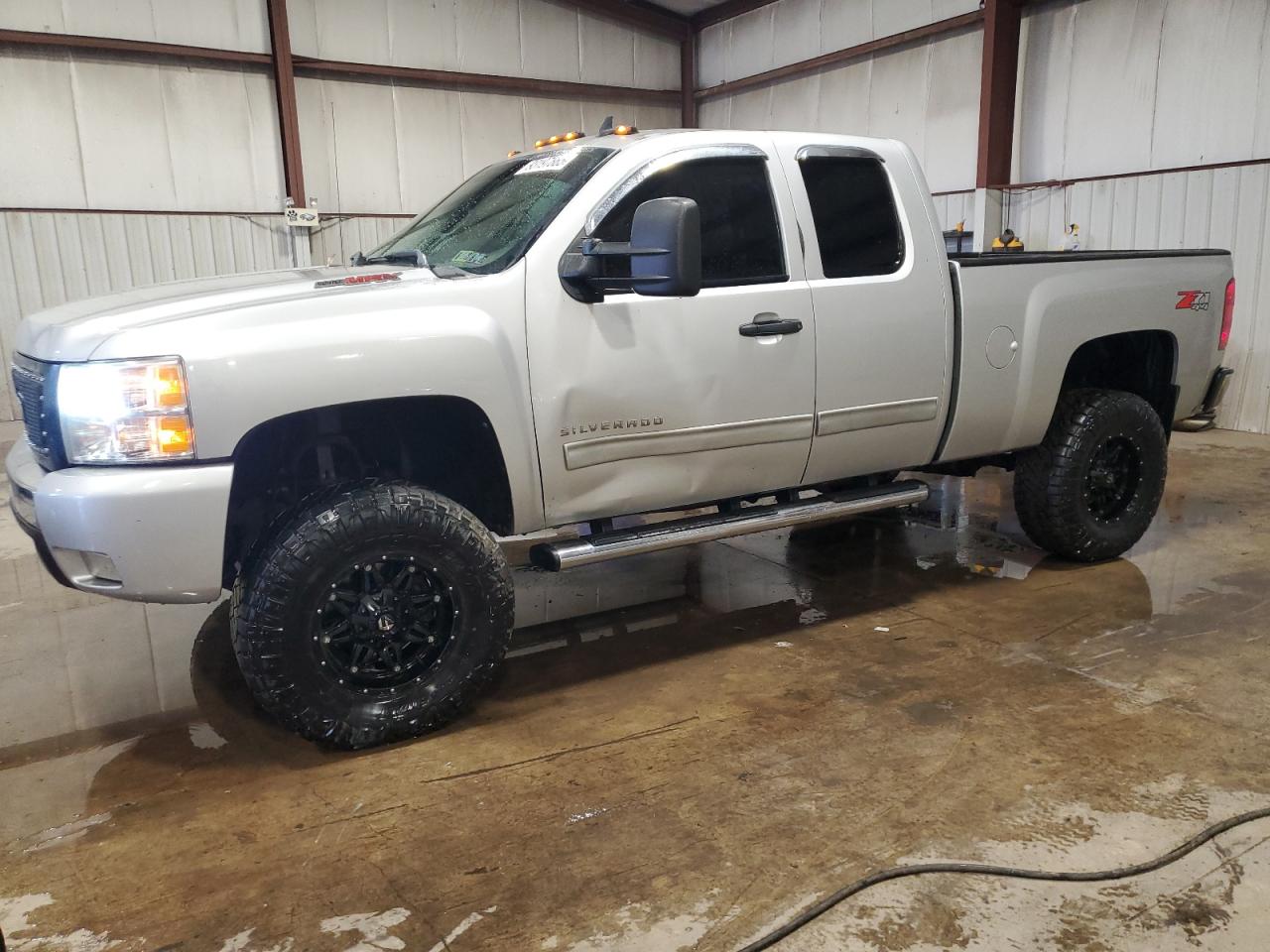 CHEVROLET SILVERADO 2010