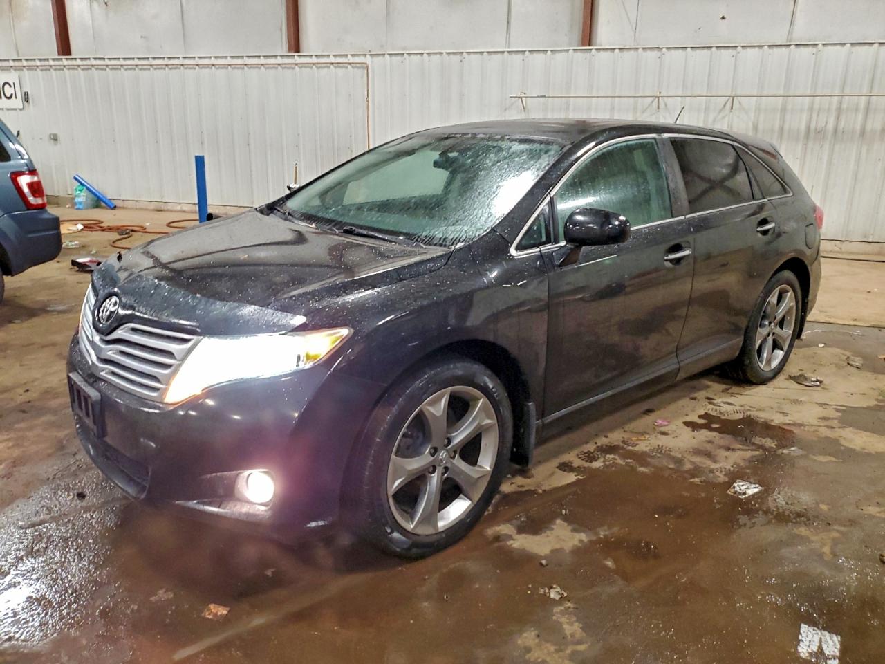 TOYOTA VENZA 2011