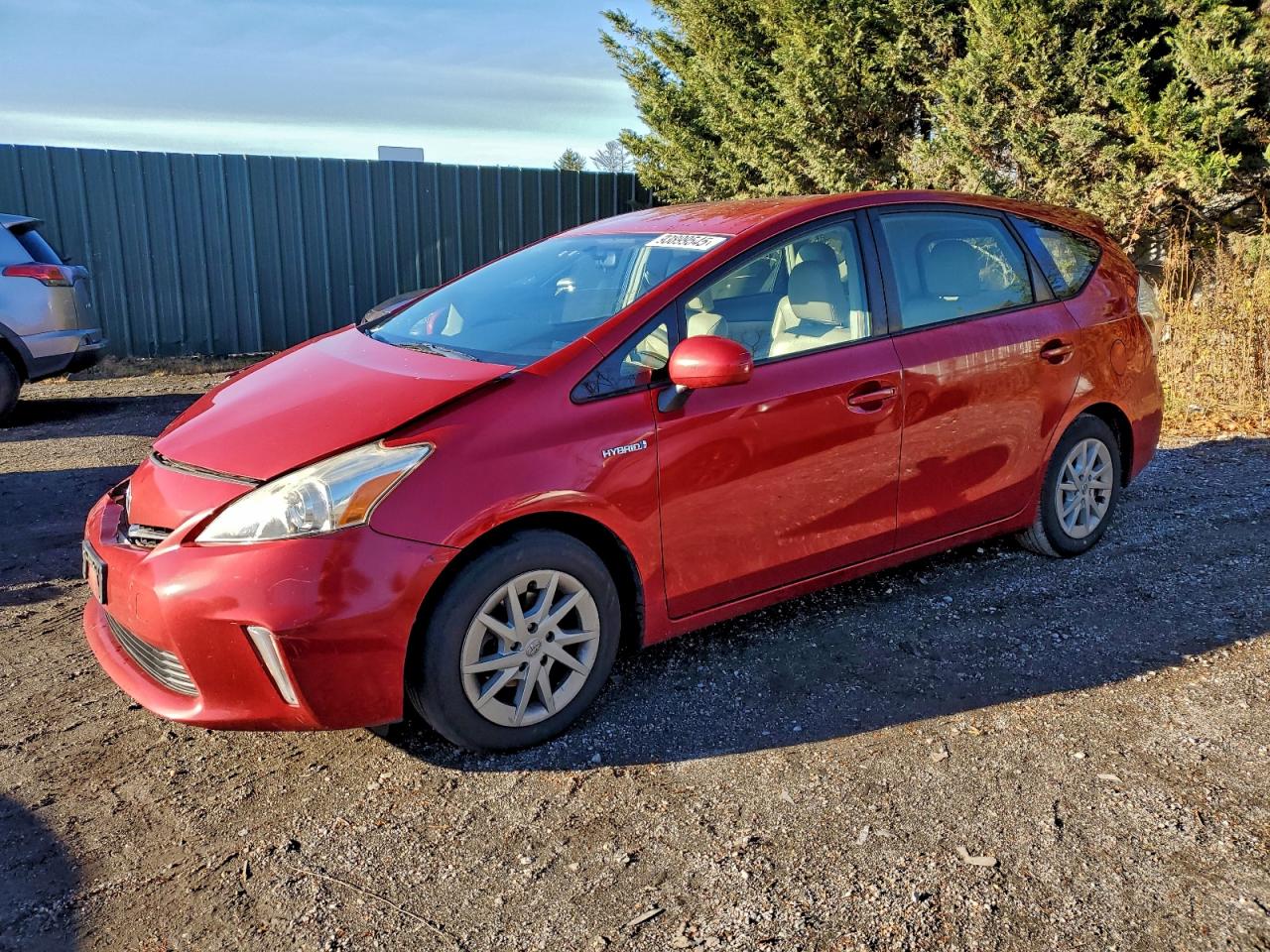 TOYOTA PRIUS V 2013