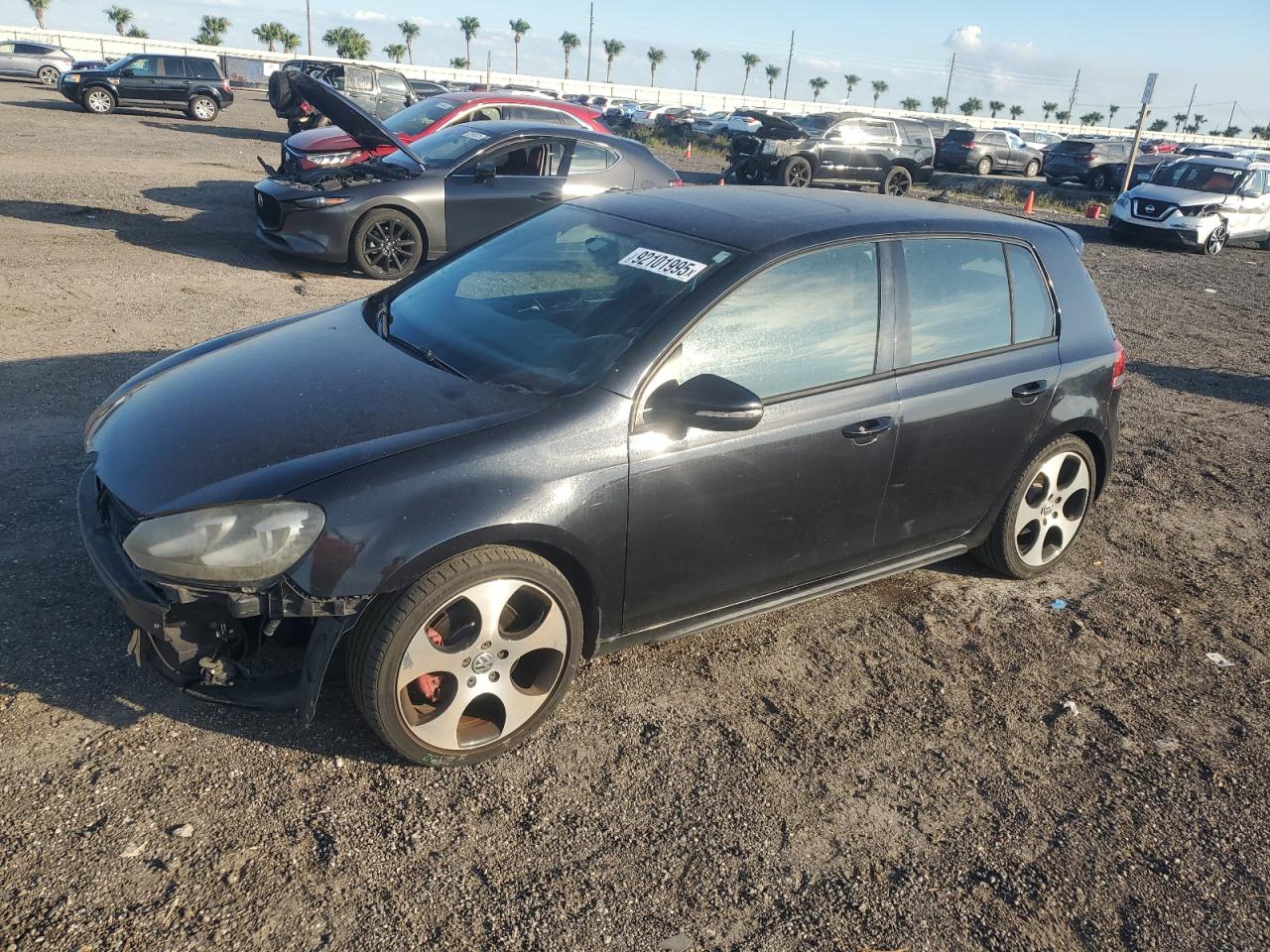 VOLKSWAGEN GTI 2012