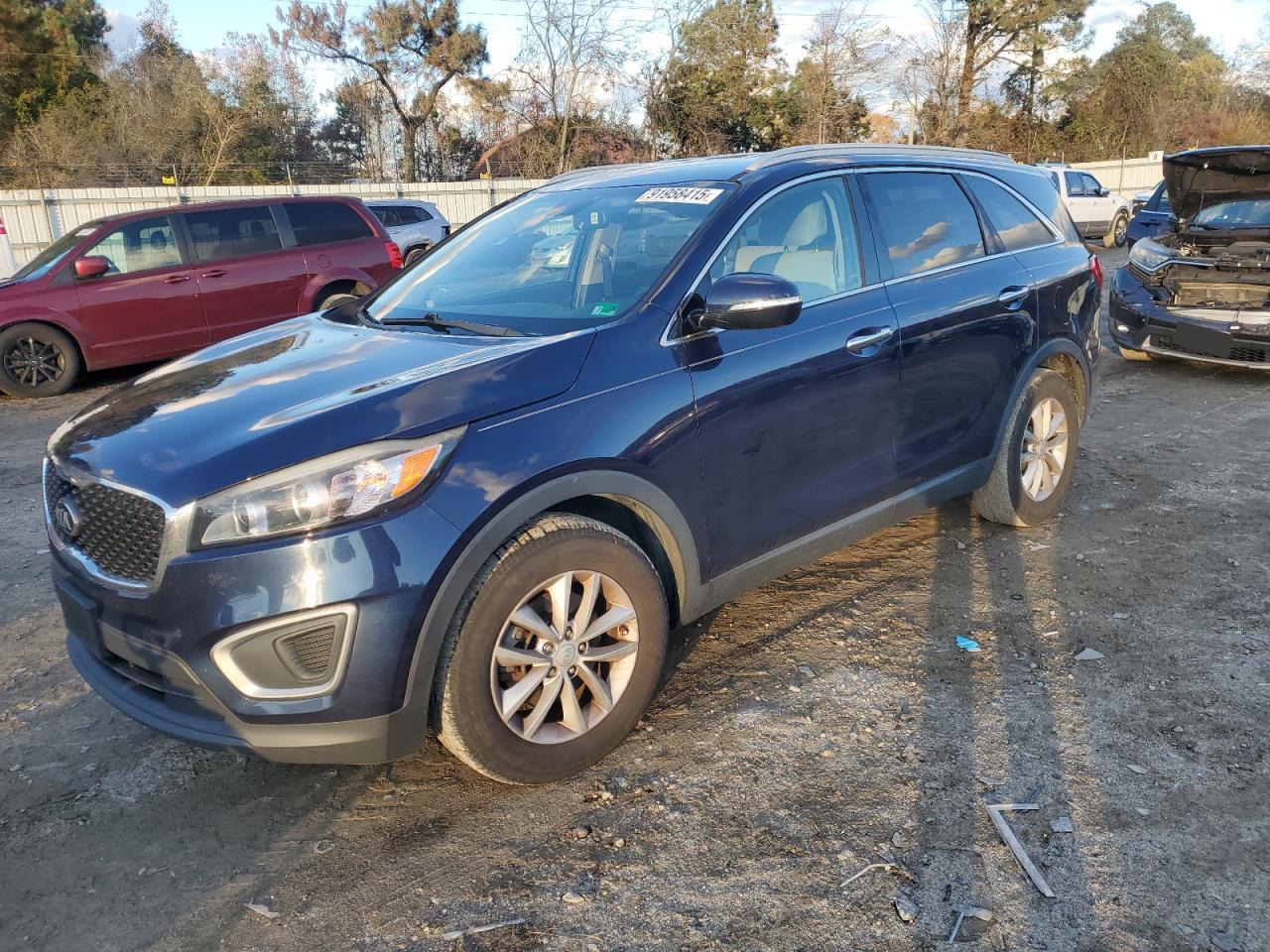 KIA SORENTO LX 2017