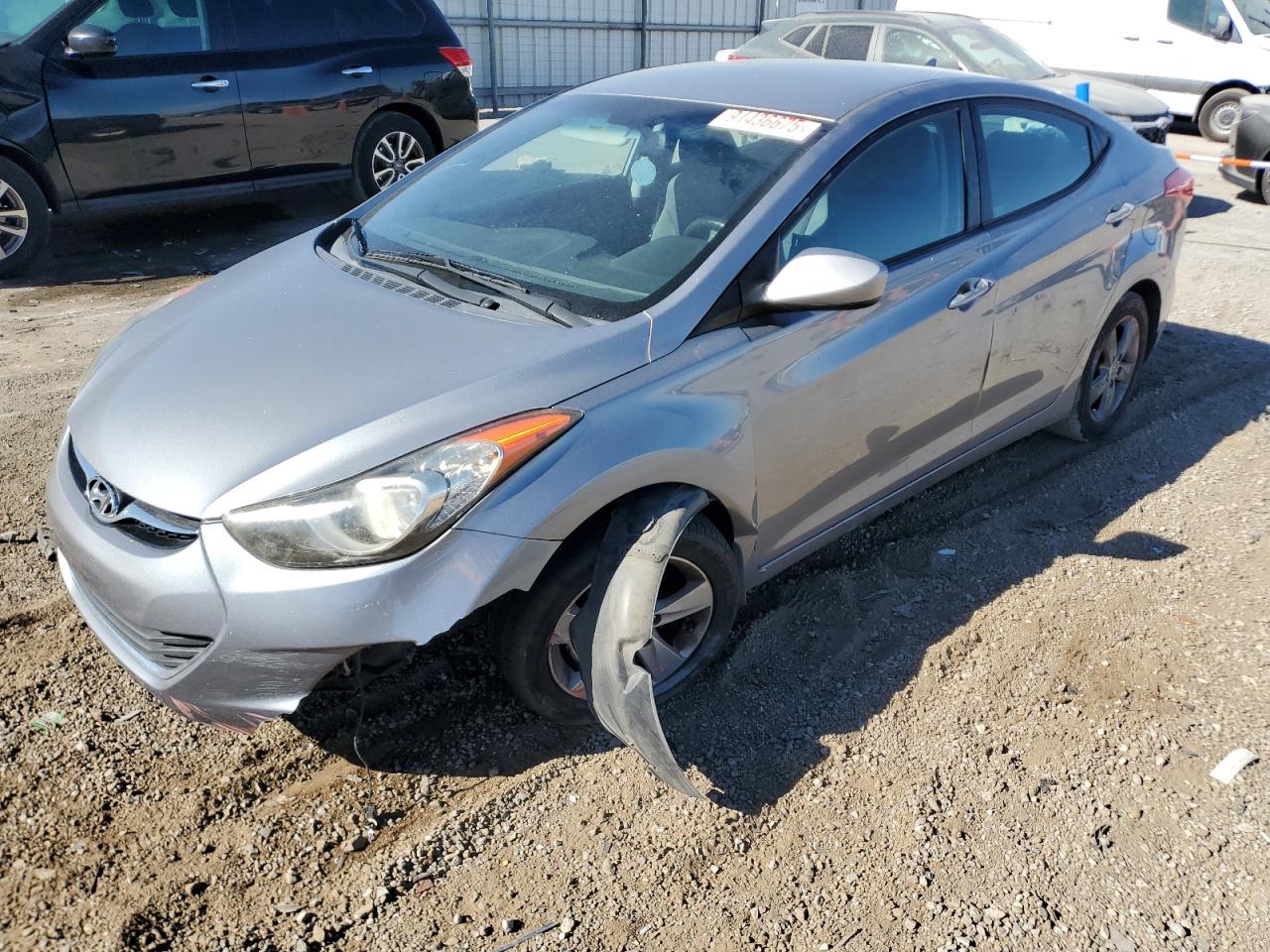 HYUNDAI ELANTRA GL 2013
