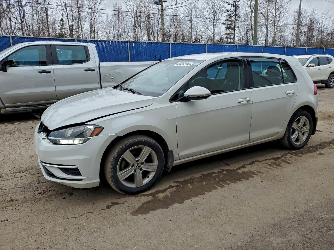 VOLKSWAGEN GOLF 2021