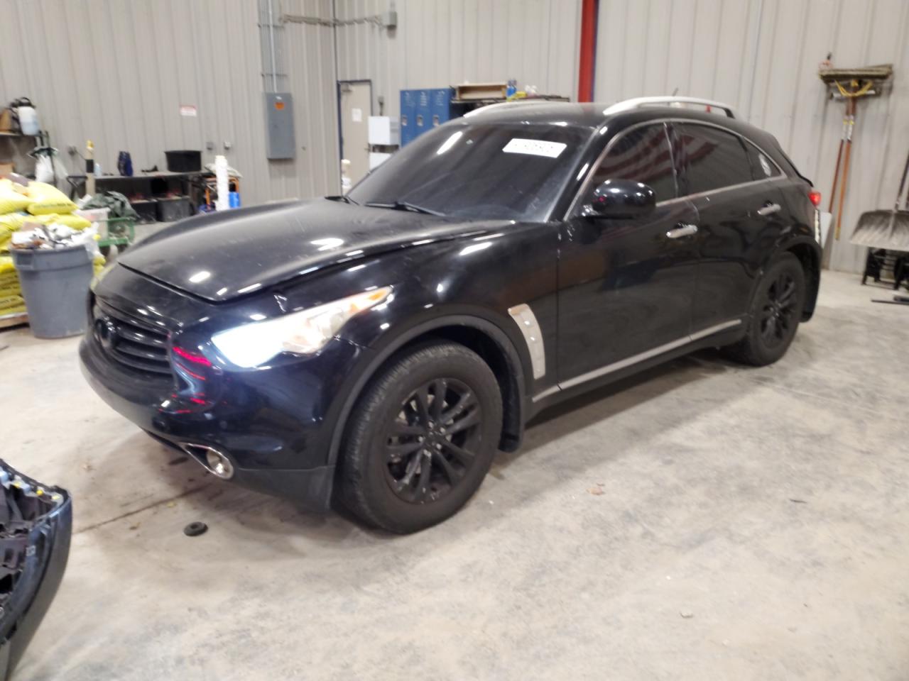 INFINITI FX35 2012