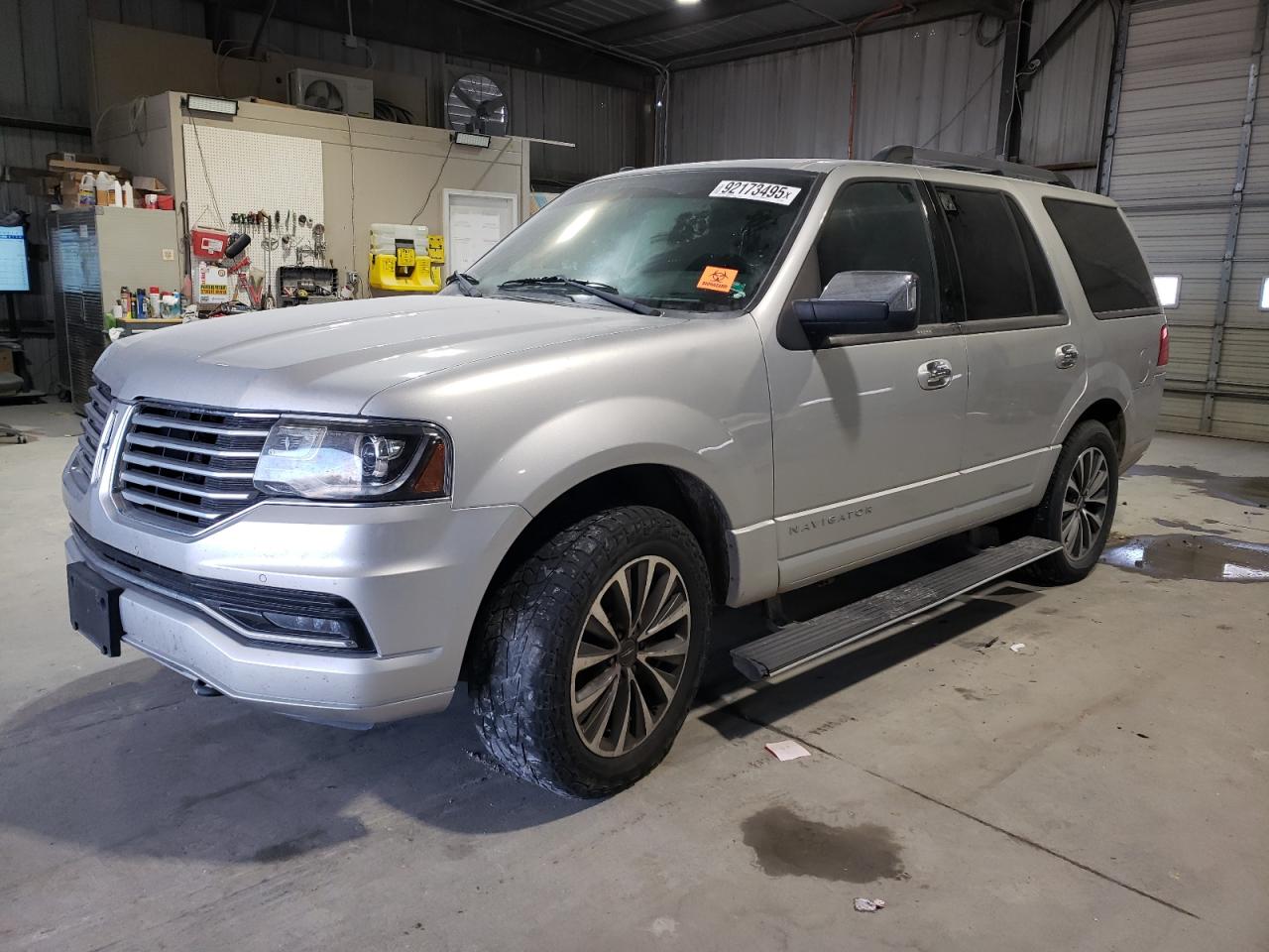 LINCOLN NAVIGATOR 2015
