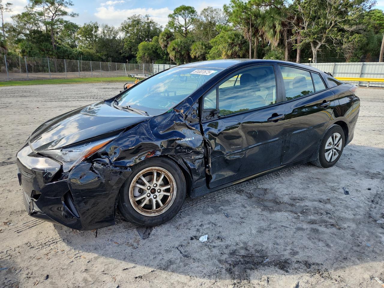 TOYOTA PRIUS 2016