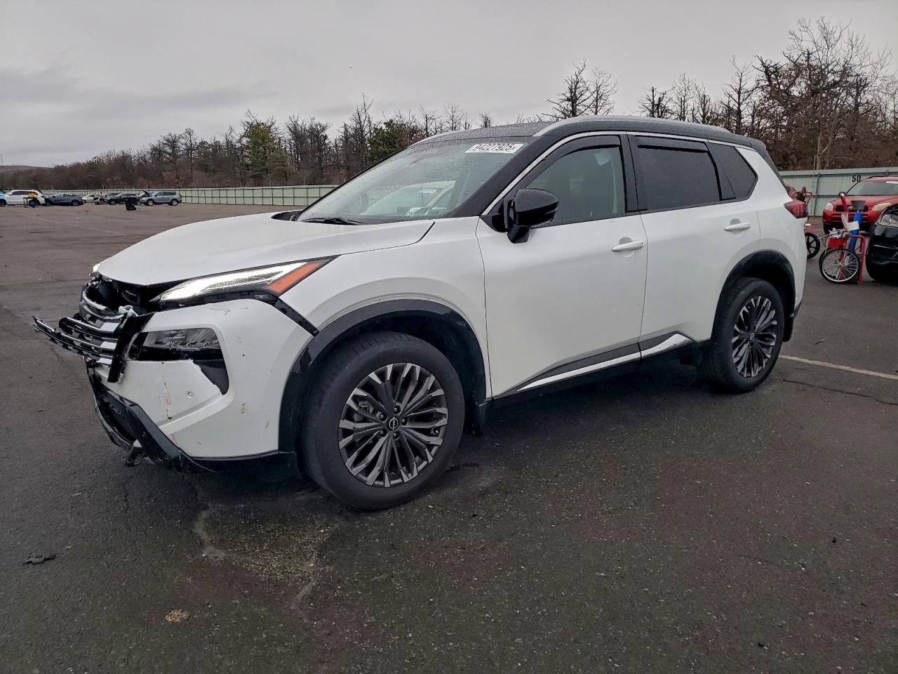 NISSAN ROGUE 2024