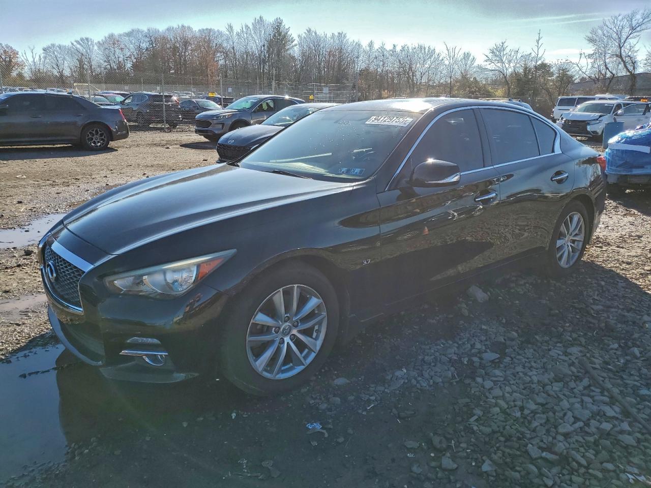 INFINITI Q50 BASE 2014